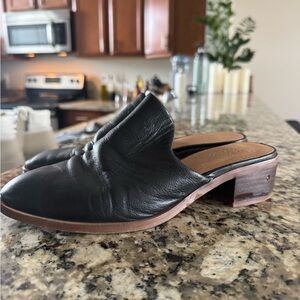 Crown Vintage Black Leather Slip-On Mule